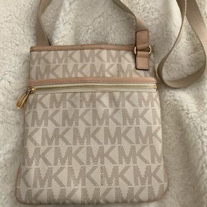 Michael Kors crossbody purse cream/gold accents
